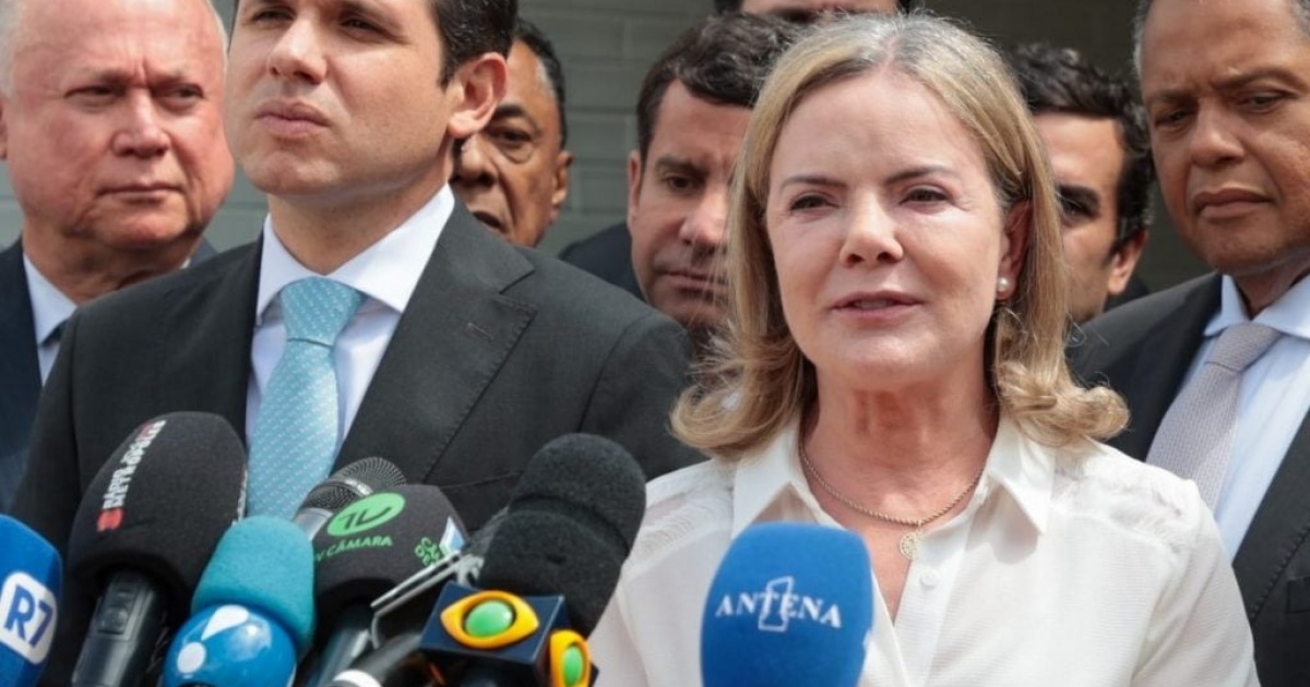 Gleisi Hoffmann se reúne com Hugo Motta e líderes partidários para tratar da redistribuição de cargos no governo